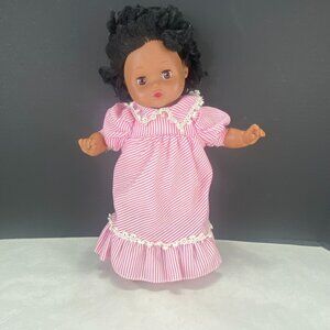 Vintage Playmates 1986 Sleepy Eyes African American Soft Body Baby Doll 16"